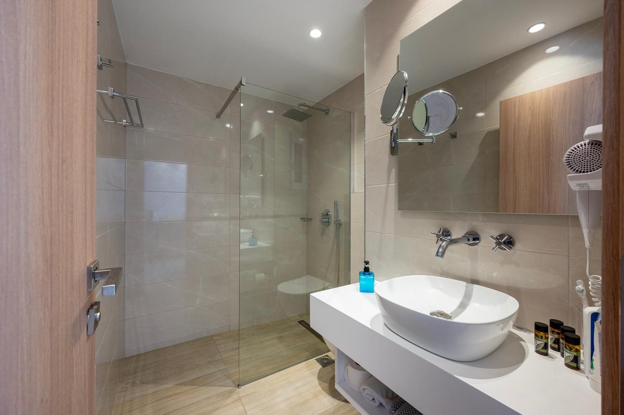 Poseidon Deluxe Apartments Koszalin Eksteriør bilde